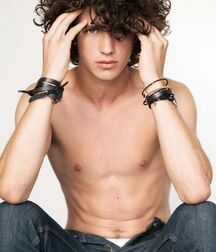 Cute boy beauties 5fc3f719898f5.jpg
