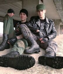 Lovin leather and boots 5fc3f9498d95e.jpg