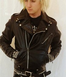 Lovin leather and boots 5fc3f9513ee86.jpg