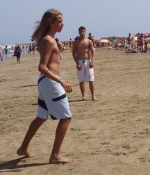 Beach and outdoor boys 5fc530fd658af.jpg