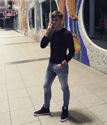 Jeans fetish boys 5fc5565779854.jpg