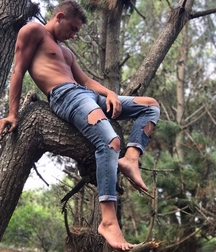 Jeans fetish boys 5fc55693c858e.jpg