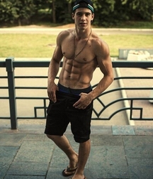 Sexy flip flops guys 5fc585a66e6c0.jpg