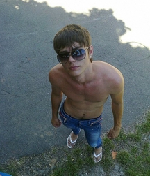 Sexy flip flops guys 5fc585bf2b7e9.jpg