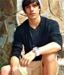 Hot boys in city 5fc651d3b0e10.jpg
