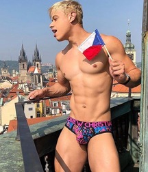 Boys big bulges 5fc6a38b91813.jpg