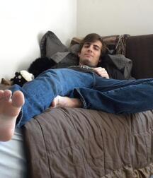 Do you like my feet 5fc6cc0301d5a.jpg