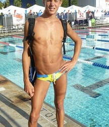 Speedo boy hotties 5fc6d0ea36fe1.jpg