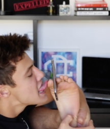 Big foot guys 5fc82a6f6011f.png