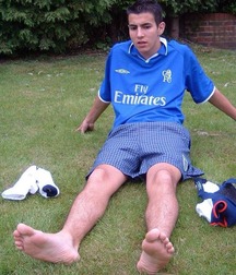 Big foot guys 5fc82acef3ed2.jpg