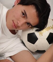 Soccerboy Anthony 5fc85717f0ec7.jpg