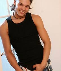 Hottie Arno 5fc8597b65048.jpg