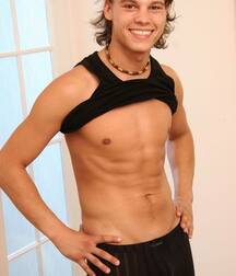 Hottie Arno 5fc859c879a66.jpg