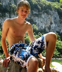 Beach boy hotties 5fc8fbbb00b4e.jpg