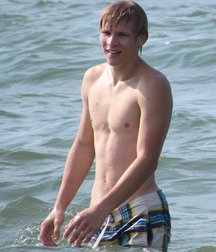 Beach boy hotties 5fc8fbda954f9.jpg