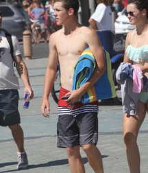 Surfer and beach boys 2 5fc8fdf22a3d4.jpg