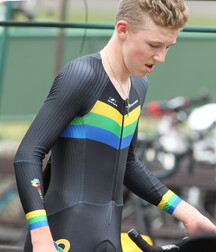Sports and fetish gear 5fc941769b6ba.jpg