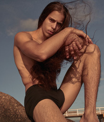 Gorgeous longhair hunks 5fc9af688f573.jpg