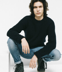 Gorgeous longhair hunks 5fc9af7fc45a5.jpg