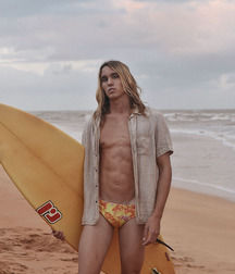 Gorgeous longhair hunks 5fc9afcf2ef38.jpg
