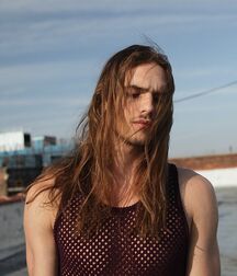 Gorgeous longhair hunks 5fc9aff1bbc98.jpg