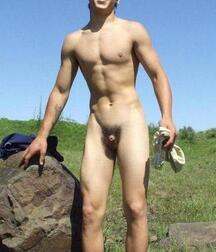 Well built college boys 5fcad958eefa5.jpg