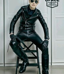 Sexy boot boys 5fcb190044627.jpg