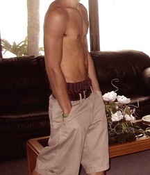 Flip flops and barefoot 5fcb99446c1c2.jpg