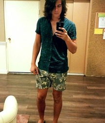 Flip flops and barefoot 5fcb9950bbf3a.jpg