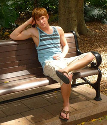 Flip flops and barefoot 5fcb996815a3d.jpg