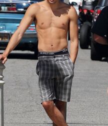 Flip flops and barefoot 5fcb99b1d5044.jpg