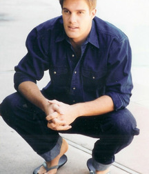 Flip flops and barefoot 5fcb9a028f15a.jpg