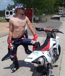 Moto buddies 5fcbe3bea242a.jpg