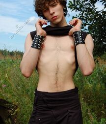 Magical teen Edgar 5fcc0d6c12886.jpg