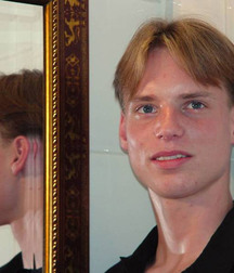 College mate Eric 5fcc6abd8f63f.jpg