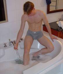 College mate Eric 5fcc6ae04b330.jpg