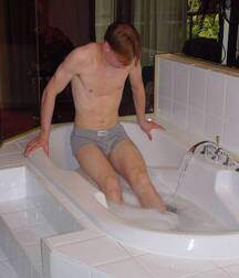 College mate Eric 5fcc6ae40ad5b.jpg