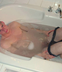 College mate Eric 5fcc6b01f2b4f.jpg
