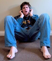 Friends delicious feet 5fccd3caaa8e6.jpg