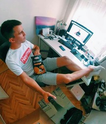 Smell my fragrant socks 5fccd5a5569a9.jpg