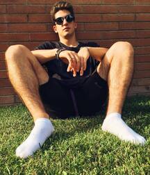 Smell my fragrant socks 5fccd5a76bab7.jpg