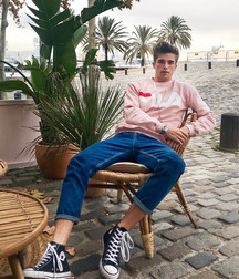 Sneakerboys in chucks 5fccd6355fadb.jpg
