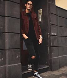 Sneakerboys in chucks 5fccd6767a012.jpg