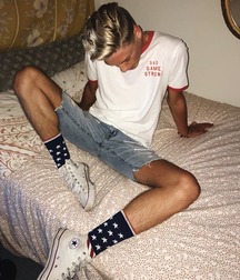 Sneakerboys in chucks 5fccd698a27b9.jpg
