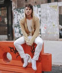 Sneakerboys in chucks 5fccd6b0a236d.jpg