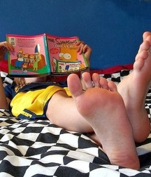 Worship some smelly feet 5fccd8adb97f2.jpg