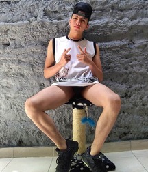 Twinks around the world 2 5fccd9a61a22a.jpg