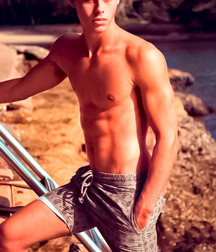 Twinks around the world 2 5fccd9b0e0b36.jpg