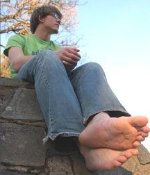 Life at the boys feet 5fcce864e73ea.jpg