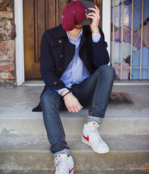 Bad sneaker boys 5fce8a19da39a.jpg